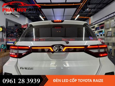 Đèn led cốp xe Toyota Raize