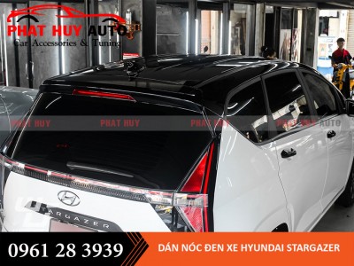 Dán nóc đen thể thao cho Hyundai Stargazer
