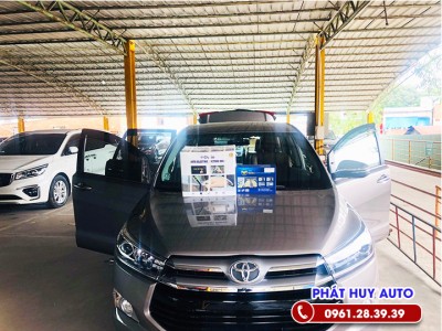 Cửa hít tự động Toyota Innova độc đáo