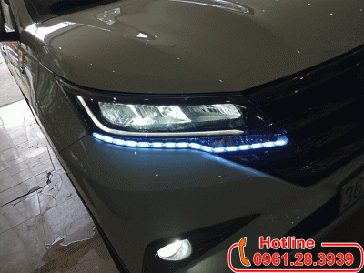 Độ đèn led mí cho xe Toyota Rush