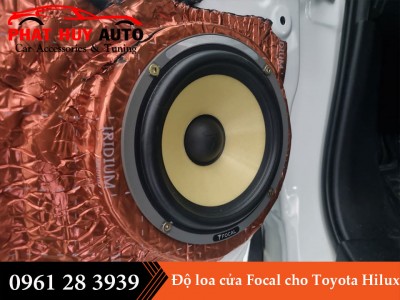 Độ loa cửa Focal cho Toyota Hilux