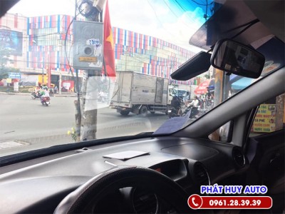 Cảnh báo va chạm Kia Carens 