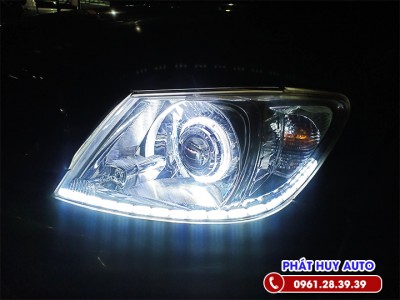 Độ đèn pha Toyota Hilux Vigo