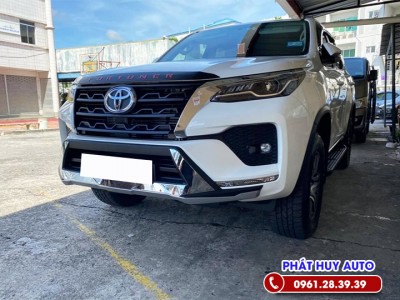 Ốp cản trước sau Toyota Fortuner 2021