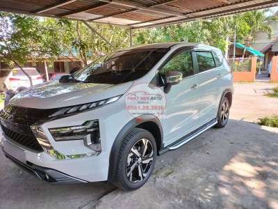 Bậc lên xuống Mitsubishi Xpander 2022