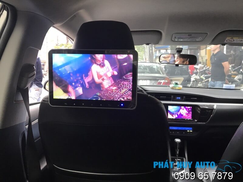 Màn hình gối đầu xe Toyota Altis 