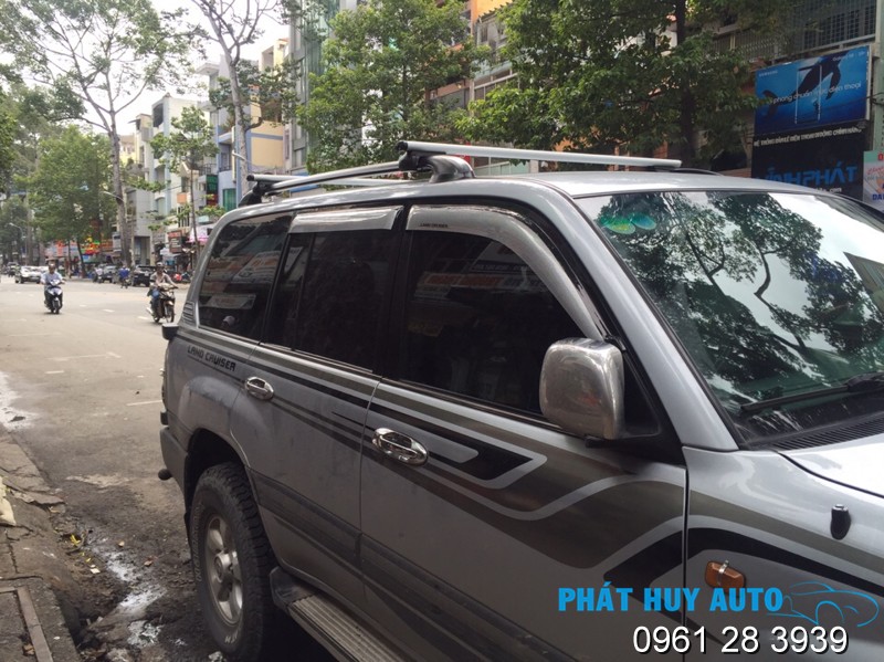 Baga mui xe Toyota Land Cruiser